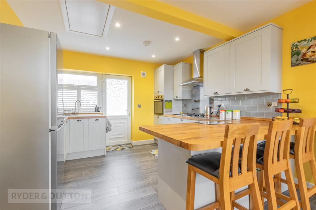 Broadwood Avenue, Halifax, West... 2 bed detached bungalow for sale £