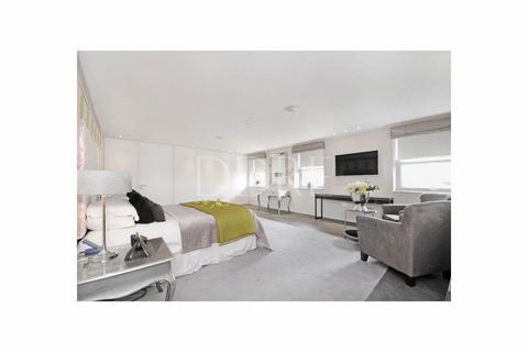 3 bedroom penthouse to rent, Boydell Court, London, NW8