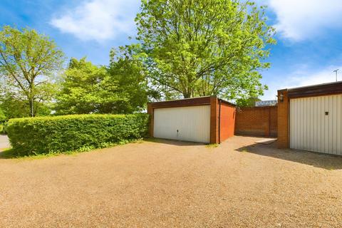 Heathwaite, 47 Brighton Road, Horsham, RH13 6EZ