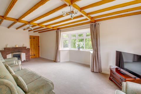 39 Brook Road, Fairfield, Bromsgrove, B61 9JZ