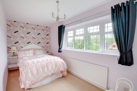 39 Brook Road, Fairfield, Bromsgrove, B61 9JZ