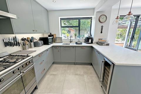 3 bedroom detached house for sale, Lime Close, Hollywood, B47 5QQ