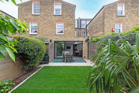 6 bedroom terraced house for sale, Wroughton Road, London, SW11