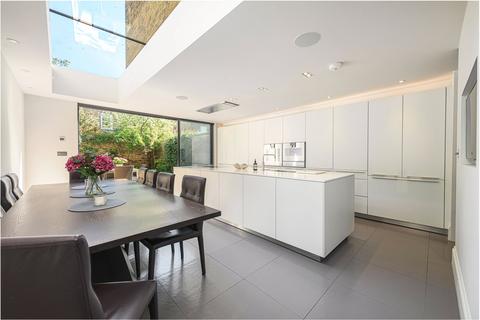 6 bedroom terraced house for sale, Wroughton Road, London, SW11