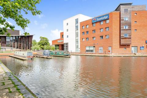 1 bedroom flat for sale, Aylesbury,  Buckinghamshire,  HP21