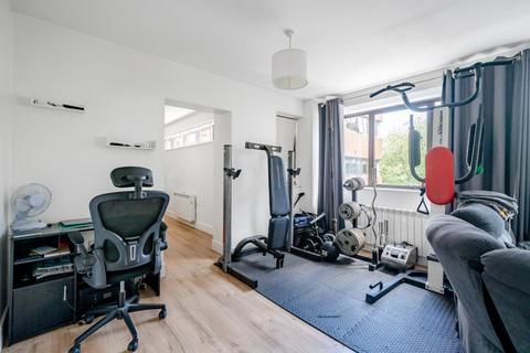 1 bedroom flat for sale, Aylesbury,  Buckinghamshire,  HP21