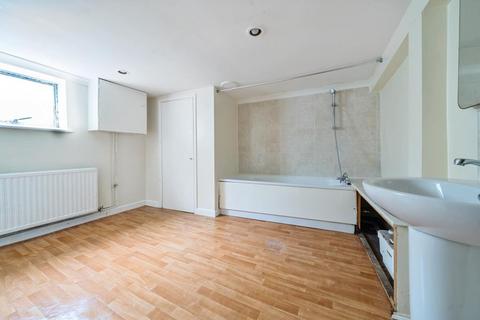 2 bedroom terraced house for sale, Reading Conservation / Hospital Area,  Berkshire,  RG1