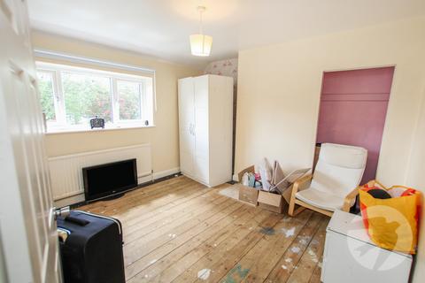 9 Beaumanor Gardens, London, SE9 3HG