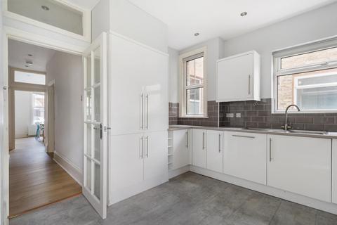 17 Northcote Avenue, London, W5 3UR