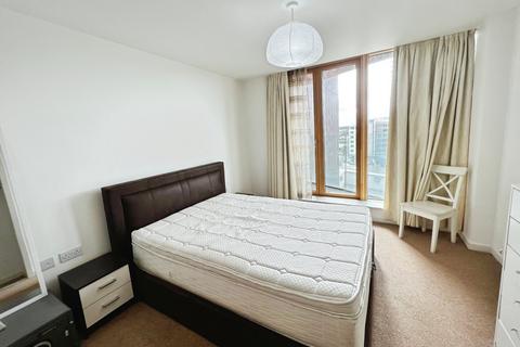 3 bedroom flat to rent, Wharf Approach, Leeds, West Yorkshire, LS1
