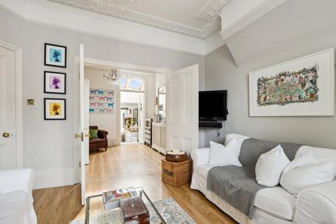 11 Silver Crescent, London, W4 5SF