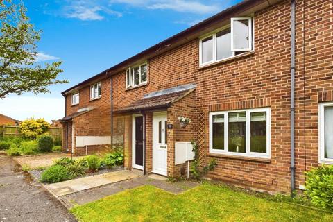 44 The Quantocks, Thatcham, RG19 3SF
