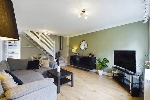 44 The Quantocks, Thatcham, RG19 3SF