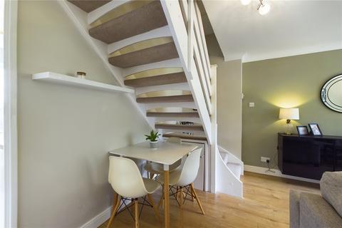 44 The Quantocks, Thatcham, RG19 3SF