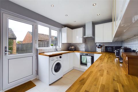 44 The Quantocks, Thatcham, RG19 3SF