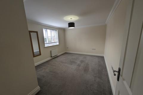 1 bedroom ground floor flat to rent, Warren Avenue, Prior Grange