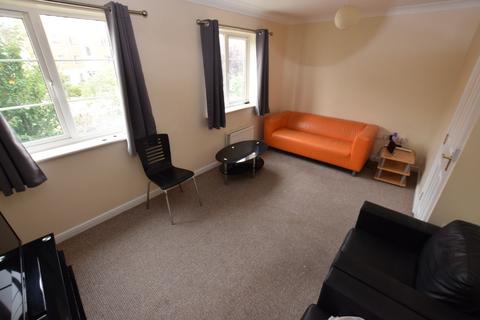 1 bedroom semi-detached house to rent, West Cotton Close, Northampton NN4