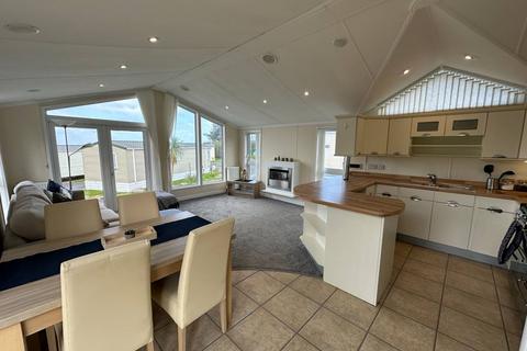 2 bedroom lodge for sale, Ilfracombe Devon