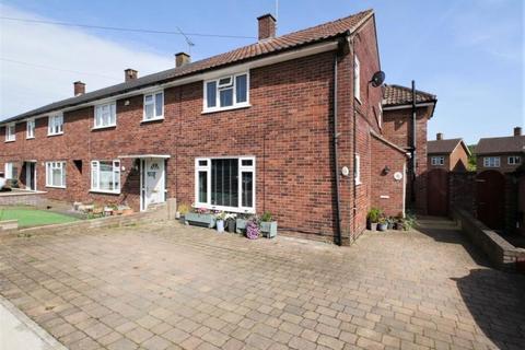 4 bedroom end of terrace house for sale, Sandpiper Road, Ipswich