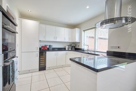 3 bedroom detached house for sale, Blaxter Way, Norwich NR7
