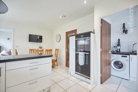 43 Blaxter Way, Norwich, NR7 8BF