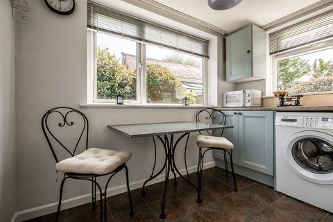 2 Elm Grove Gardens, Topsham, Exeter, EX3 0EL