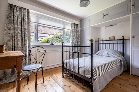 2 Elm Grove Gardens, Topsham, Exeter, EX3 0EL