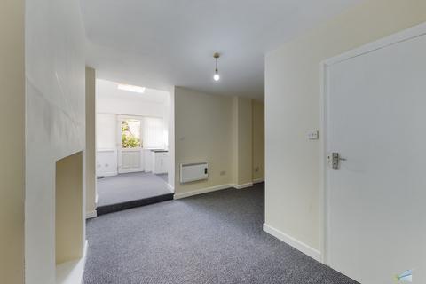 1 bedroom ground floor flat to rent, Old Chester Road, Rock Ferry CH42