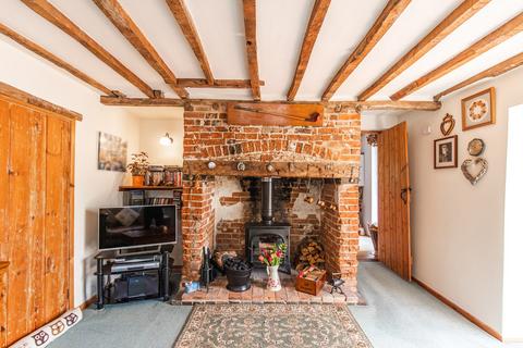 3 bedroom cottage for sale, Salhouse, Norwich
