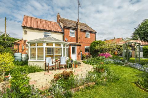 3 bedroom cottage for sale, Salhouse, Norwich