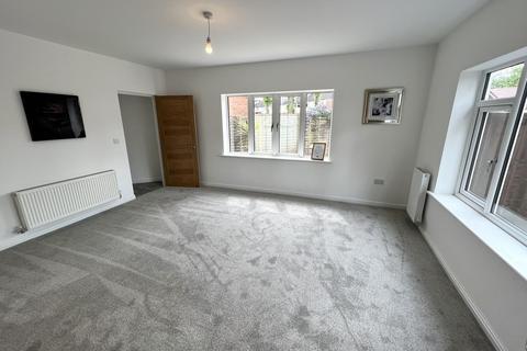3 bedroom semi-detached house for sale, Cropthorne Road, Shirley