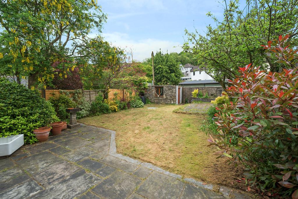 Rear South Facing Garden