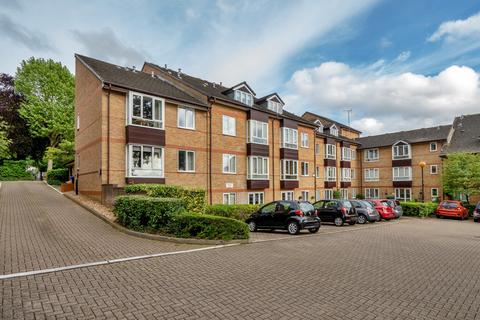 1 bedroom flat for sale, Thicket Road, Sutton