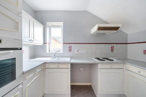 1 bedroom flat for sale, Thicket Road, Sutton