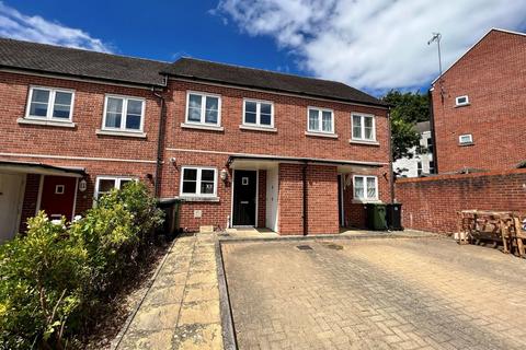 2 bedroom terraced house to rent, Basswood Drive, Basingstoke RG24