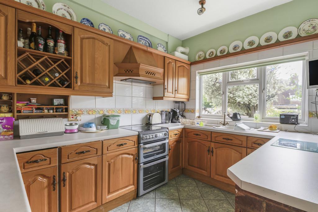 Kitchen (2)