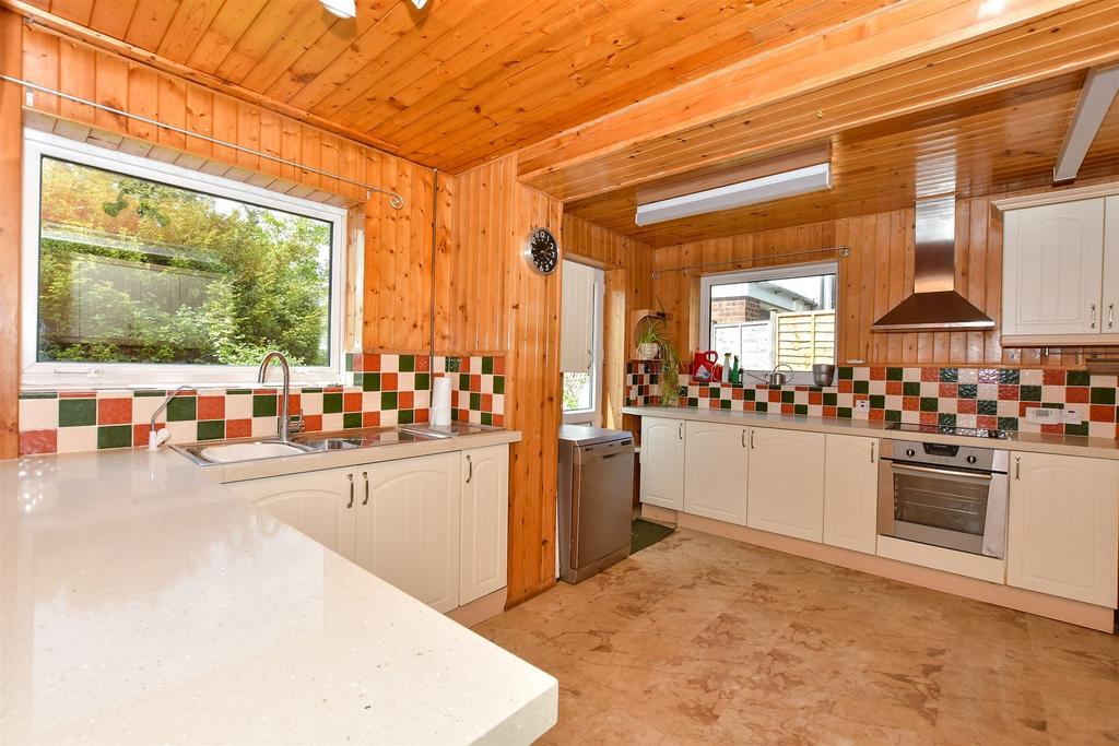 Wrotham Road, Meopham Green, Meopham... 3 bed detached house for sale