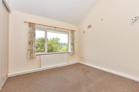 335 Wrotham Road, Istead Rise, Gravesend, DA13 9JH