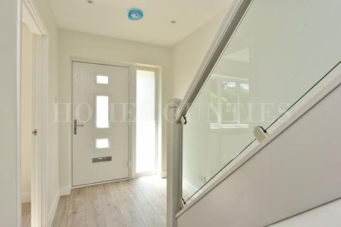 12 Parsonage Lane, Welham Green, Hatfield, AL9 7LU