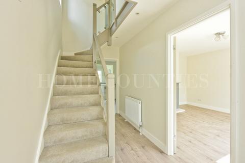 12 Parsonage Lane, Welham Green, Hatfield, AL9 7LU