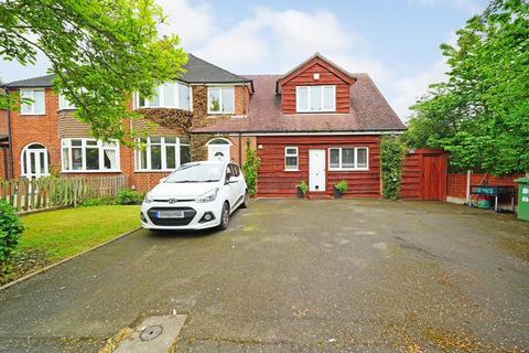 3 bedroom semi-detached house to rent, Kingswood Close, Lapworth