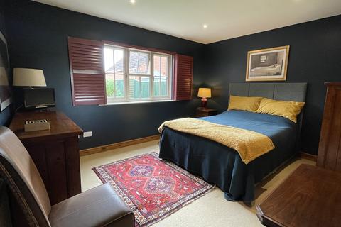 15 Surfleet Road, Surfleet, Spalding, PE11 4AG