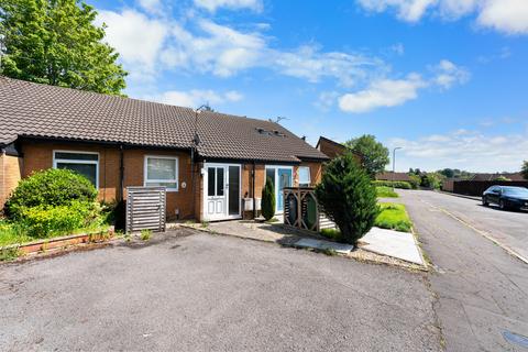 1 bedroom terraced house for sale, Tangmere Drive, Cardiff