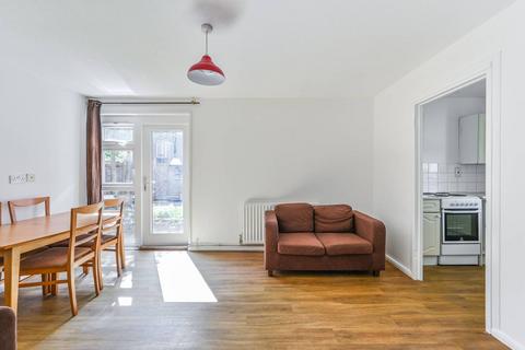 1 bedroom flat to rent, Heath Road, Battersea, London, SW8