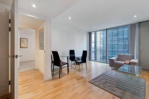 1 bedroom flat to rent, Landmark West Tower, Canary Wharf, London, E14