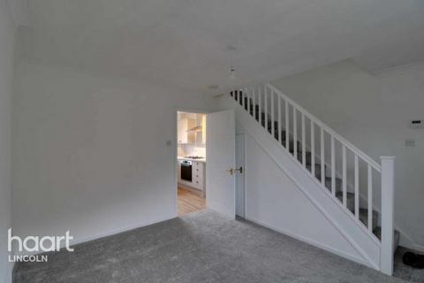 2 bedroom semi-detached house to rent, Ryland Bridge, Lincoln