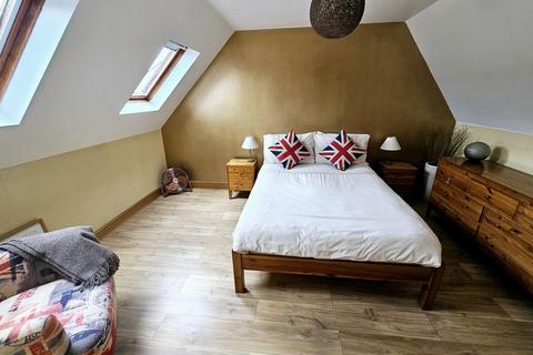 5 Draymans Walk, Brackley, NN13 6DF