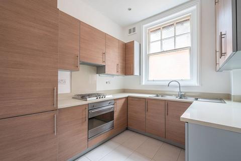 3 bedroom flat to rent, Bracknell Gardens, Hampstead, London, NW3