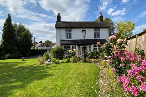 3 bedroom detached house for sale, Dove Walk, Uttoxeter