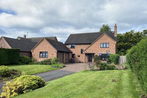 4 bedroom detached house for sale, Main Road, Anslow